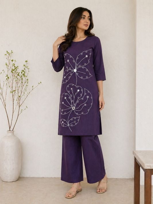 Fashionable Women’s Cotton Matching Set with Relaxed Fit